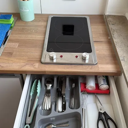 Appartement Frisch Sanierte 2 Zm Whg Naehe Siemens Und Uni *