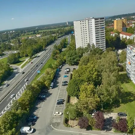 Frisch Sanierte 2 Zm Whg Naehe Siemens Und Uni